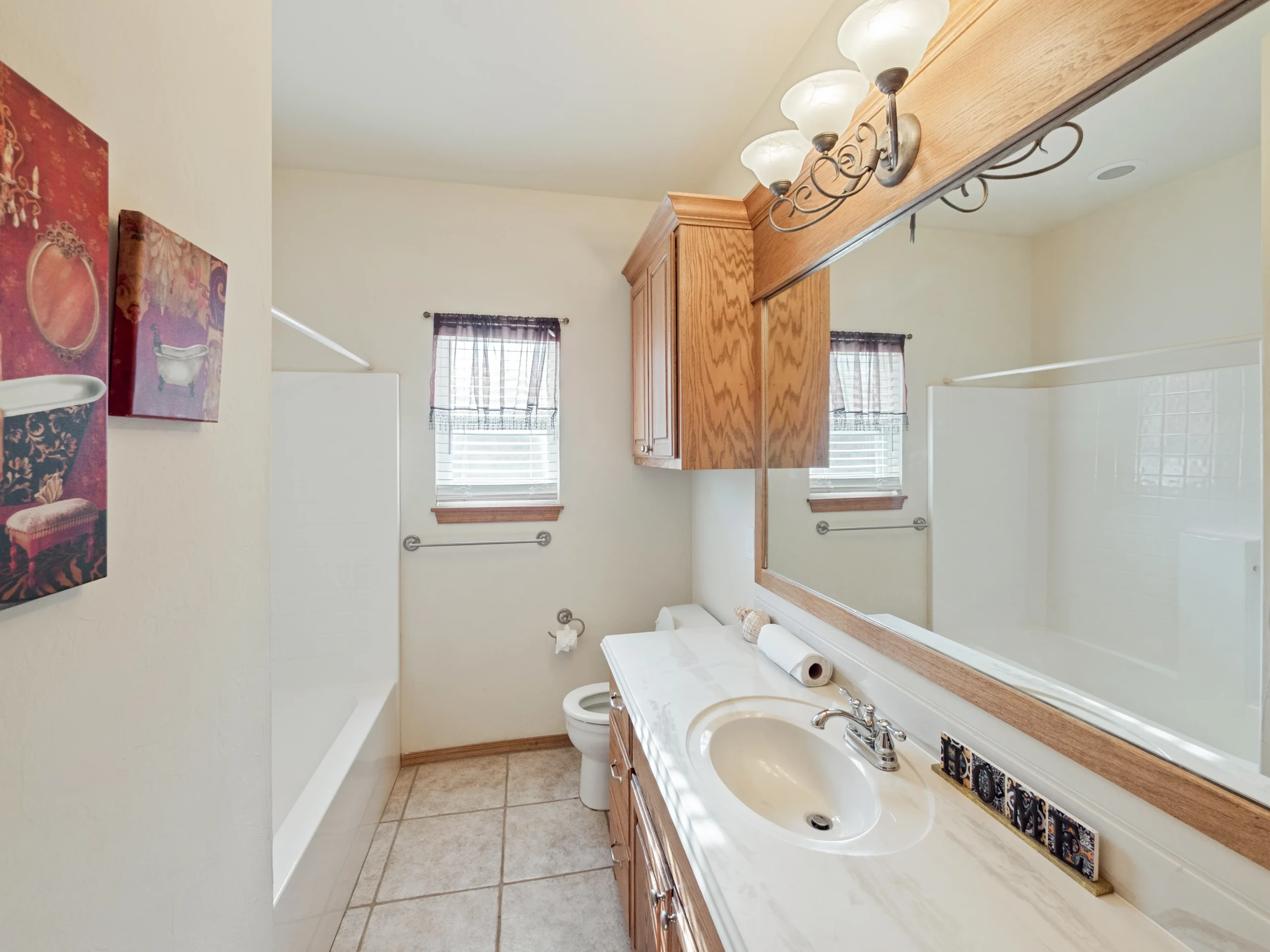 Traditional Bathroom Interior